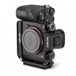 L Bracket Gitzo Accessories GSLBRSY camera front portrait
