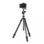 Traveler alpha Gitzo Traveler tripod GK1545TA camera front