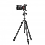 Traveler alpha Gitzo Traveler tripod GK1545TA camera side